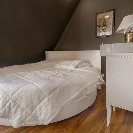 Апартаменты Stunning In Bohinjska Bistrica With 1 Bedrooms And Wifi Бохинь