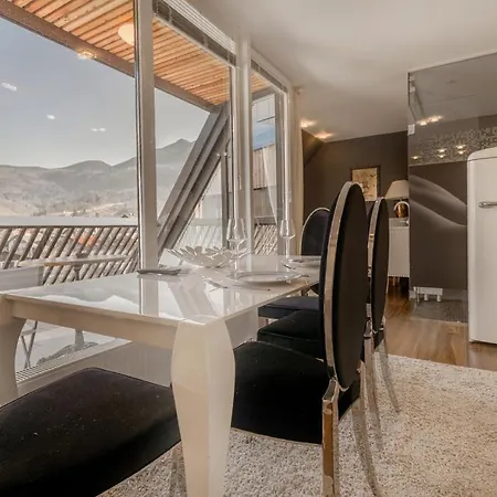 Stunning In Bohinjska Bistrica With 1 Bedrooms And Wifi Апартаменты Бохинь